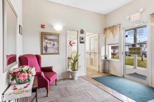 202 4004 47 Street, Drayton Valley, AB - Indoor Photo Showing Other Room