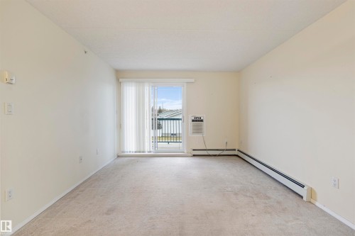202 4004 47 Street, Drayton Valley, AB - Indoor Photo Showing Other Room