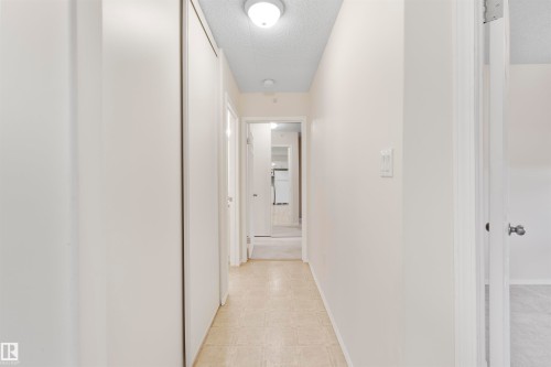 202 4004 47 Street, Drayton Valley, AB - Indoor Photo Showing Other Room