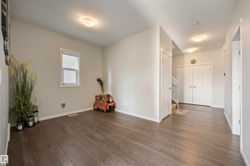 9864 222 Street, Edmonton, AB - Indoor Photo Showing Other Room