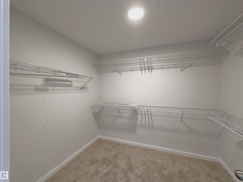 938 18 Avenue, Edmonton, AB - Indoor With Storage