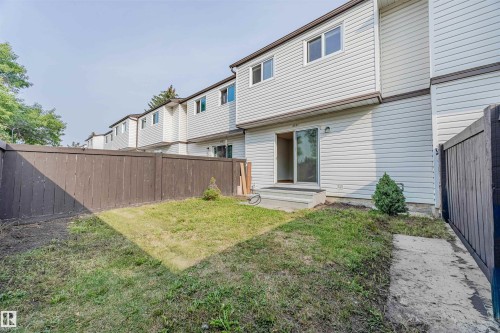 2551 135 Avenue, Edmonton, AB - Outdoor