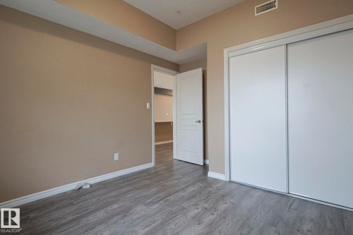 113 9507 101 Avenue, Edmonton, AB - Indoor Photo Showing Other Room