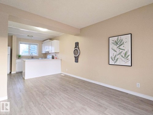 14458 56 Street, Edmonton, AB - Indoor