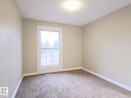 14458 56 Street, Edmonton, AB - Indoor Photo Showing Other Room