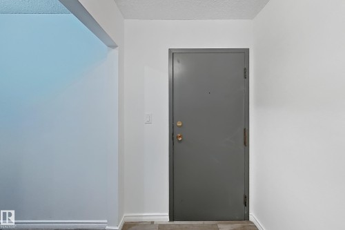 309 1624 48 Street, Edmonton, AB - Indoor Photo Showing Other Room