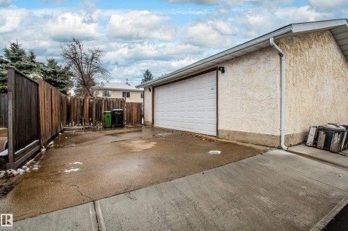 11007 172 Avenue, Edmonton, AB - Outdoor With Exterior