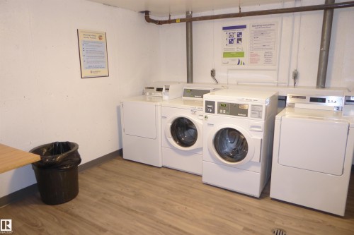 4 10035 155 Street, Edmonton, AB - Indoor Photo Showing Laundry Room