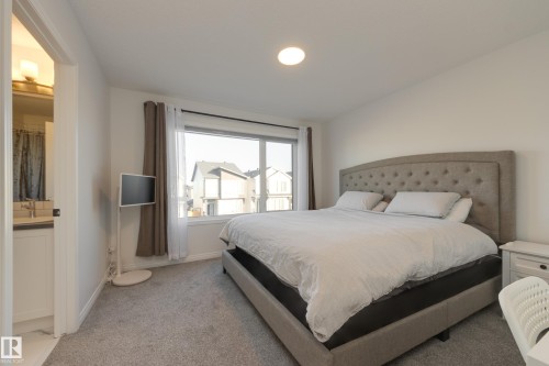 5031 Kinney Link Link, Edmonton, AB - Indoor Photo Showing Bedroom