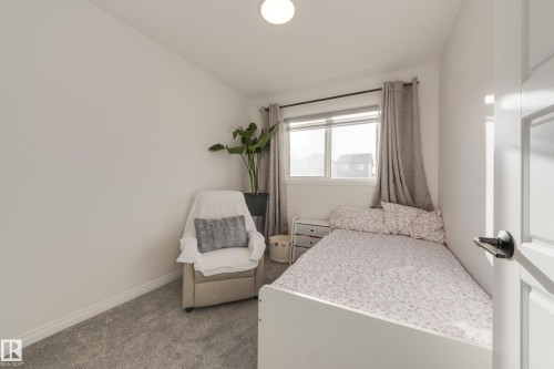 5031 Kinney Link Link, Edmonton, AB - Indoor Photo Showing Bedroom