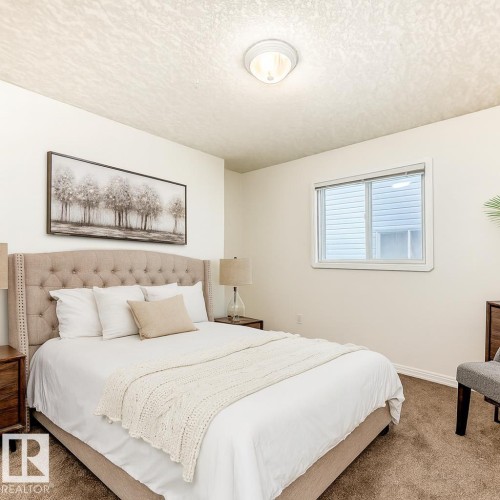1619 Welbourn Cove Nw, Edmonton, AB - Indoor Photo Showing Bedroom