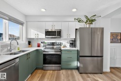 1174 ASTER Boulevard  Edmonton, AB T6T 2S2