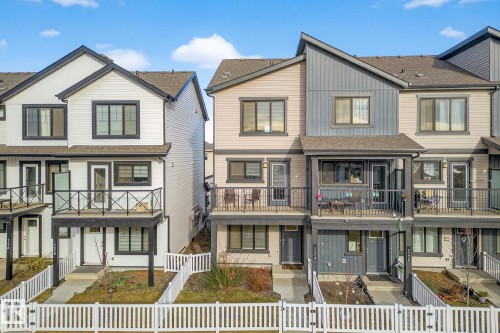 1174 Aster Boulevard, Edmonton, AB - Outdoor With Balcony With Facade