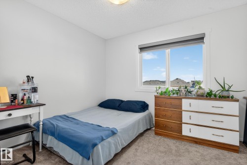 1174 Aster Boulevard, Edmonton, AB - Indoor Photo Showing Bedroom