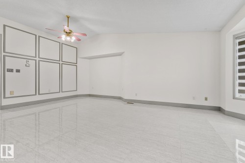 14523 32 Street, Edmonton, AB - Indoor Photo Showing Other Room