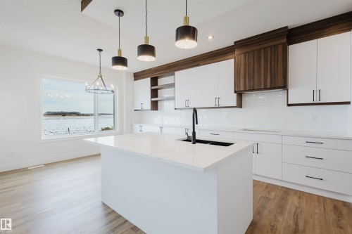 335 Bluff Cove, Leduc, AB - Indoor Photo Showing Kitchen
