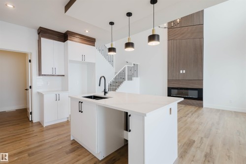 335 Bluff Cove, Leduc, AB - Indoor Photo Showing Kitchen With Upgraded Kitchen