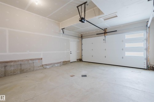 335 Bluff Cove, Leduc, AB - Indoor Photo Showing Garage