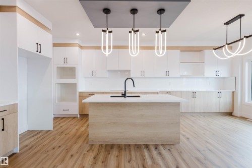 367 Bluff Cove, Leduc, AB - Indoor Photo Showing Kitchen With Upgraded Kitchen