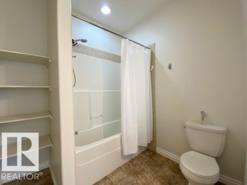 B 4706 57 Avenue, Wetaskiwin, AB - Indoor Photo Showing Bathroom