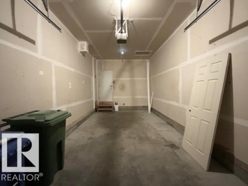 B 4706 57 Avenue, Wetaskiwin, AB - Indoor