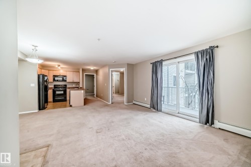 310 4309 33 Street, Stony Plain, AB - Indoor