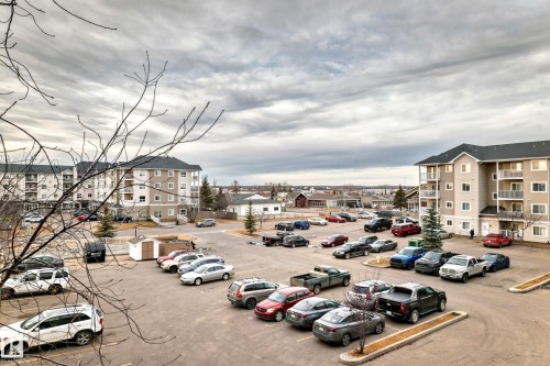 310 4309 33 Street, Stony Plain, AB - Outdoor