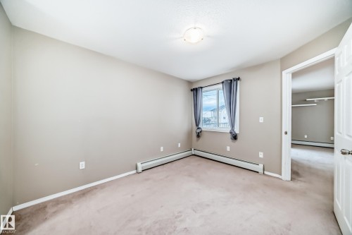 310 4309 33 Street, Stony Plain, AB - Indoor Photo Showing Other Room