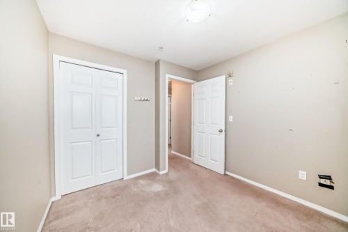 310 4309 33 Street, Stony Plain, AB - Indoor Photo Showing Other Room