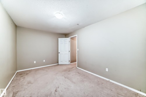 310 4309 33 Street, Stony Plain, AB - Indoor Photo Showing Other Room
