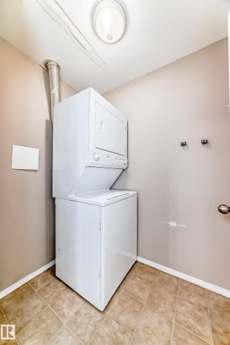 310 4309 33 Street, Stony Plain, AB - Indoor Photo Showing Laundry Room