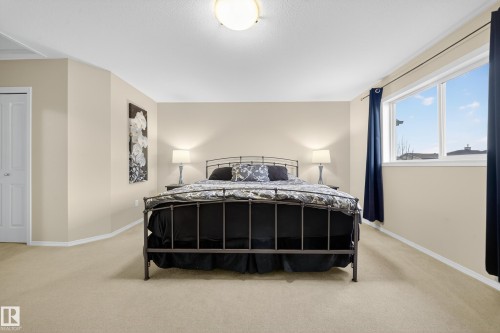 4712 204 Street, Edmonton, AB - Indoor Photo Showing Bedroom