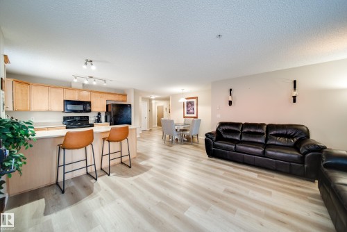 115 4403 23 Street, Edmonton, AB - Indoor