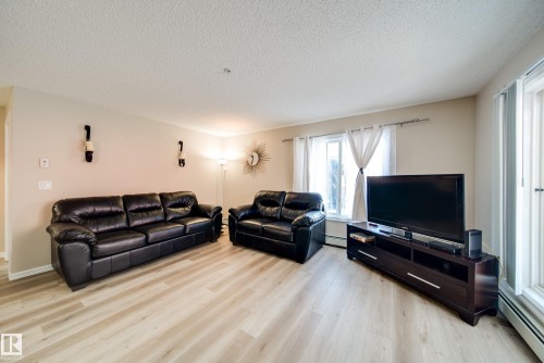 115 4403 23 Street, Edmonton, AB - Indoor Photo Showing Living Room