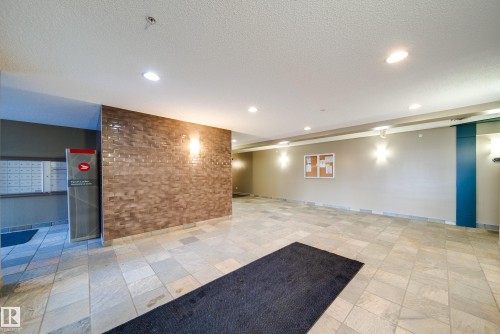 115 4403 23 Street, Edmonton, AB - Indoor