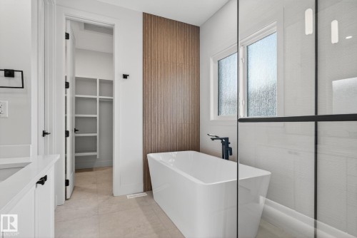 1 Elwyck Gate, Spruce Grove, AB - Indoor Photo Showing Bathroom
