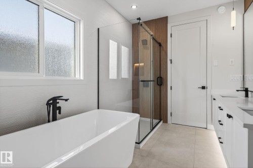 1 Elwyck Gate, Spruce Grove, AB - Indoor Photo Showing Bathroom