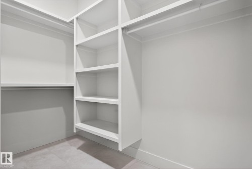1 Elwyck Gate, Spruce Grove, AB - Indoor With Storage