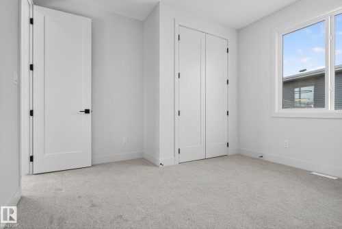 1 Elwyck Gate, Spruce Grove, AB - Indoor Photo Showing Other Room