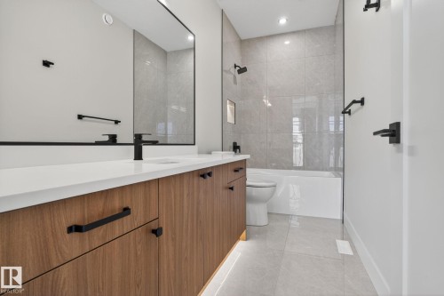 1 Elwyck Gate, Spruce Grove, AB - Indoor Photo Showing Bathroom