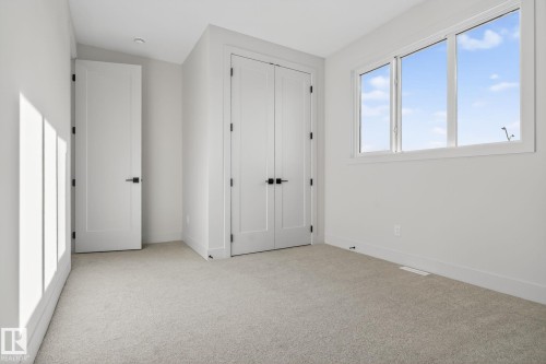 1 Elwyck Gate, Spruce Grove, AB - Indoor Photo Showing Other Room