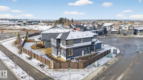 1 Elwyck Gate, Spruce Grove, AB - Outdoor