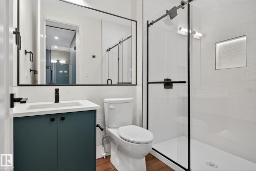 1 Elwyck Gate, Spruce Grove, AB - Indoor Photo Showing Bathroom