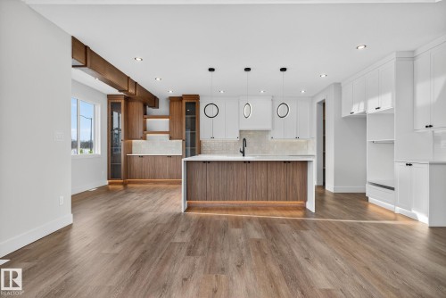 1 Elwyck Gate, Spruce Grove, AB - Indoor Photo Showing Kitchen