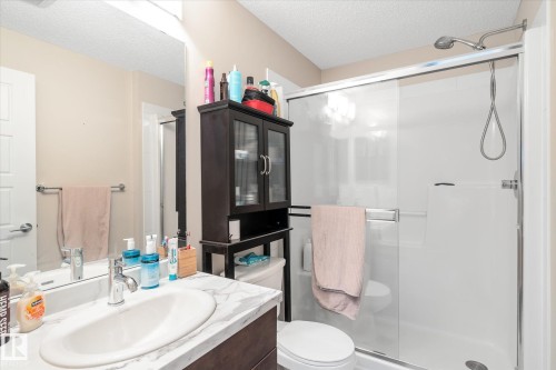 257 7805 71 Street, Edmonton, AB - Indoor Photo Showing Bathroom