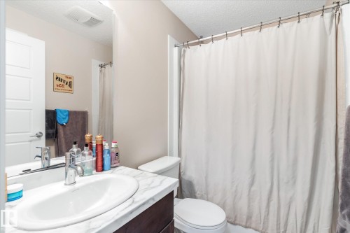 257 7805 71 Street, Edmonton, AB - Indoor Photo Showing Bathroom