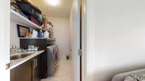 1273 Adamson Drive, Edmonton, AB - Indoor Photo Showing Laundry Room