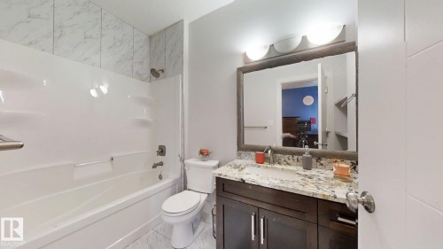 1273 Adamson Drive, Edmonton, AB - Indoor Photo Showing Bathroom