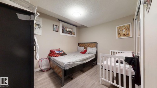 1273 Adamson Drive, Edmonton, AB - Indoor Photo Showing Bedroom