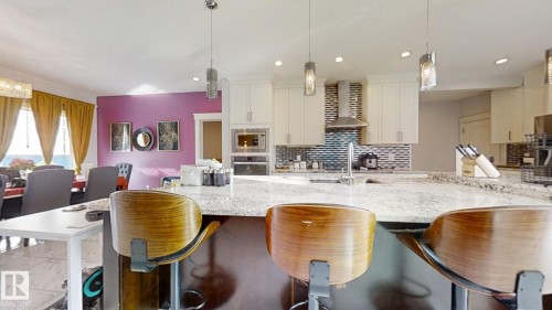 1273 Adamson Drive, Edmonton, AB - Indoor Photo Showing Kitchen With Upgraded Kitchen